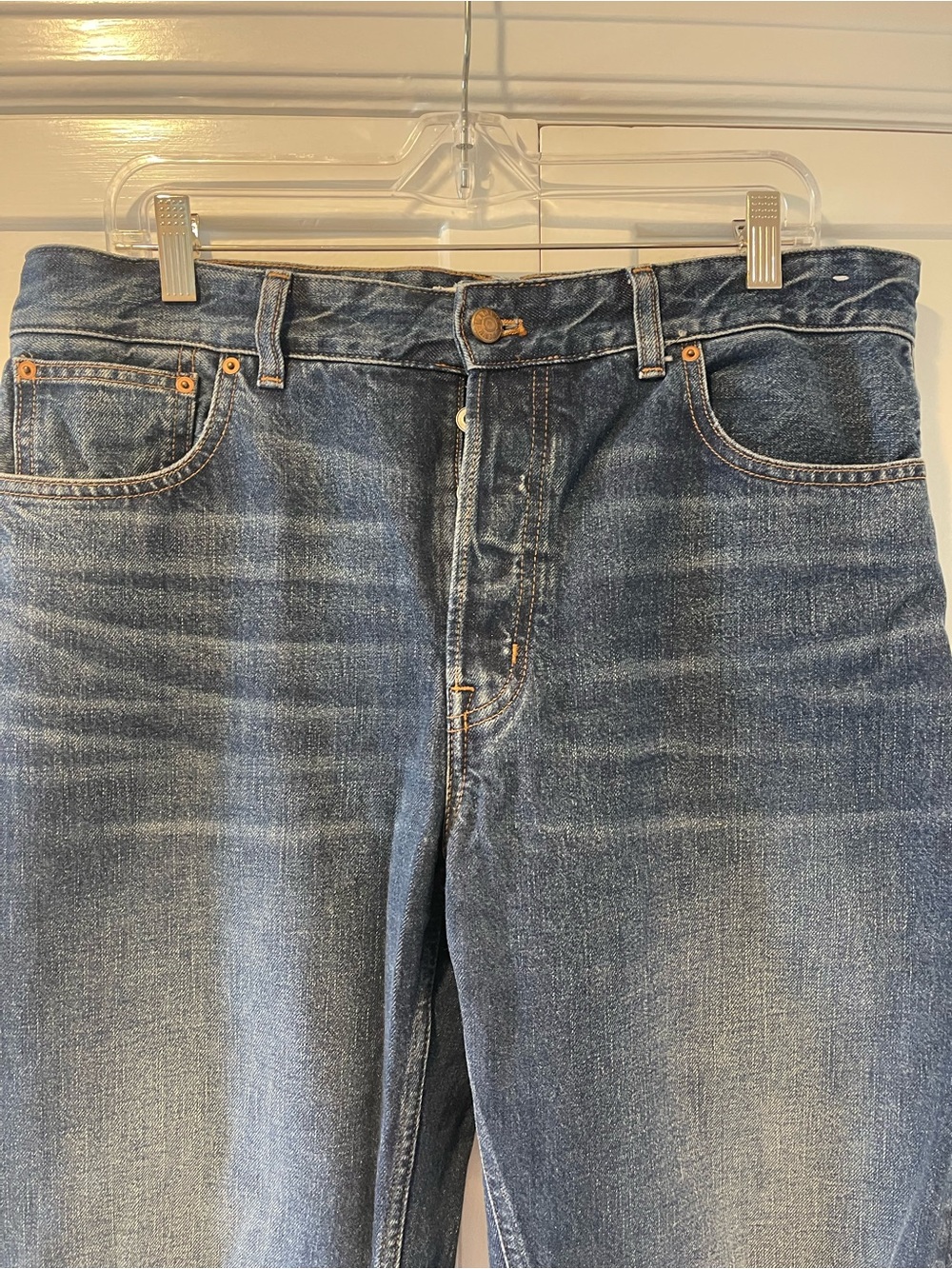 Madewell Darted Barrel-Leg Jeans - Picture 2 of 3